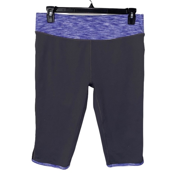 Fabletics grey cropped leggings L - Picture 2 of 2